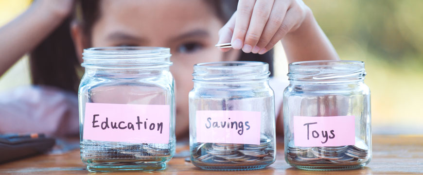 Child Saving Money